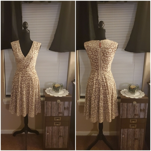 Anthropologie White/Red Maeve Lace Dress - Picture 1 of 7